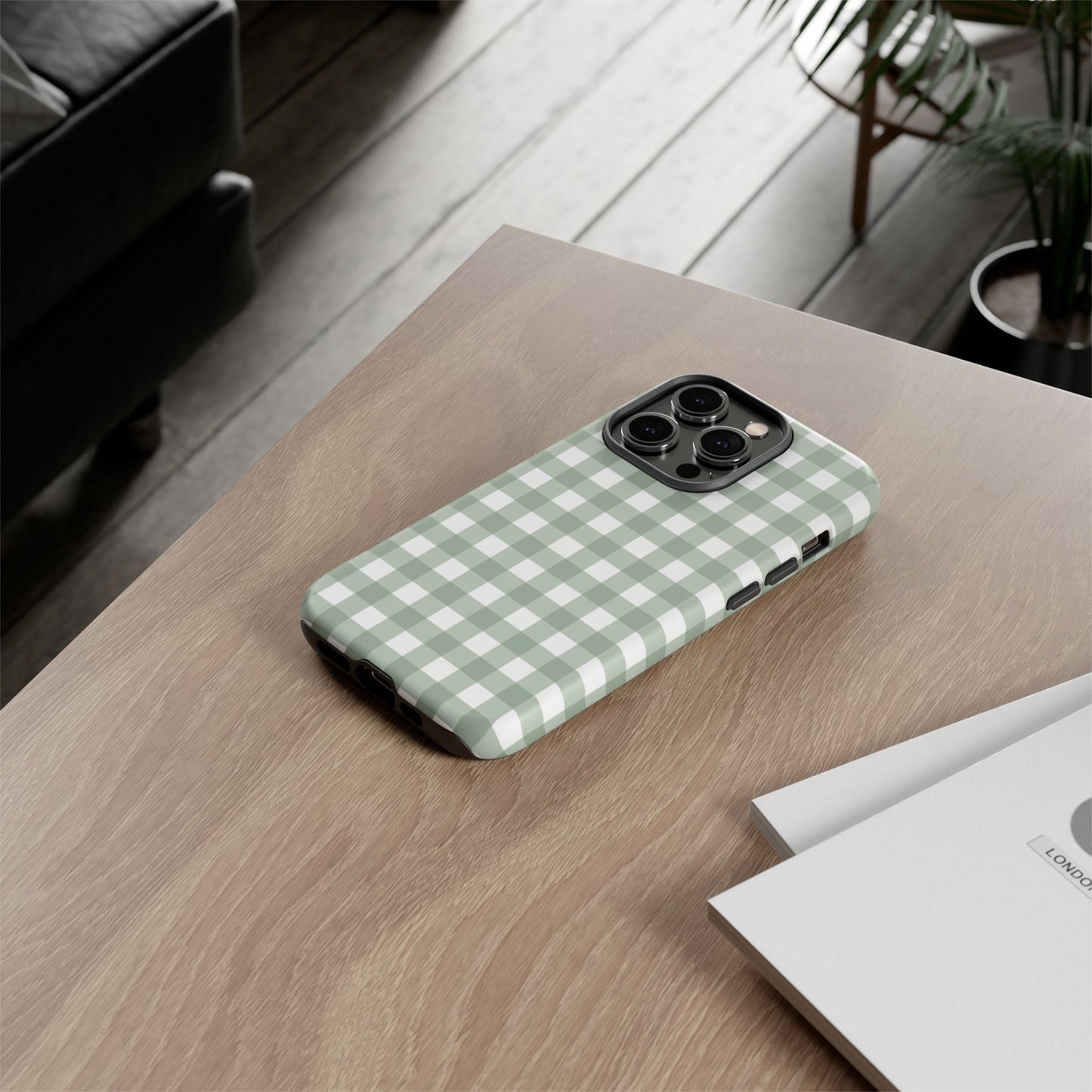 Green Gingham Airi Case | Tough Phone Case