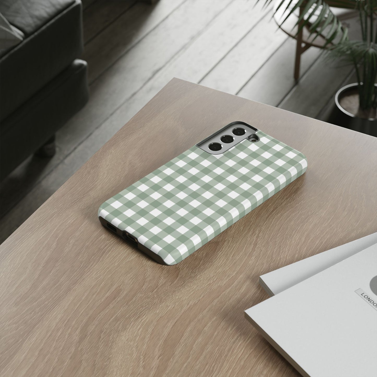 Green Gingham Airi Case | Tough Phone Case