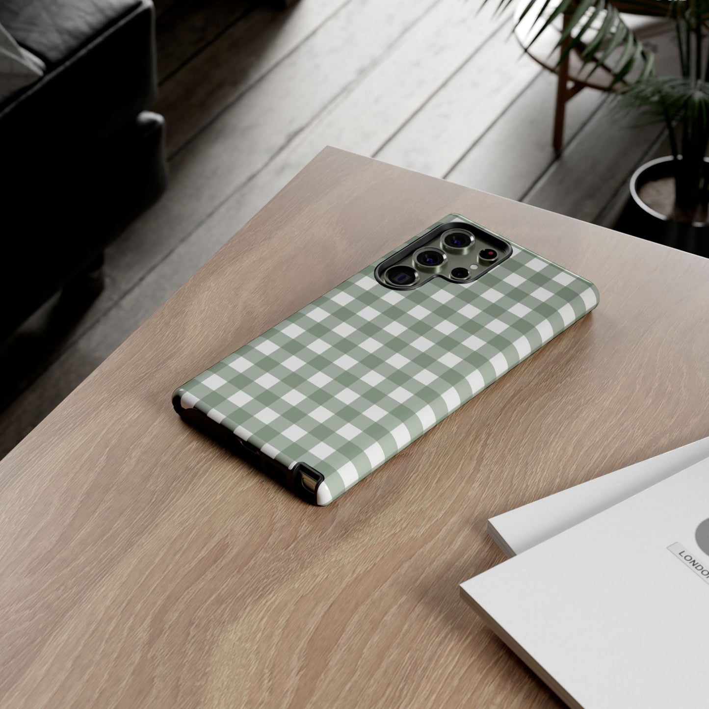 Green Gingham Airi Case | Tough Phone Case